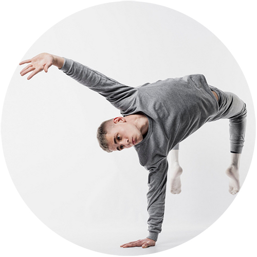 Спортивные костюмы